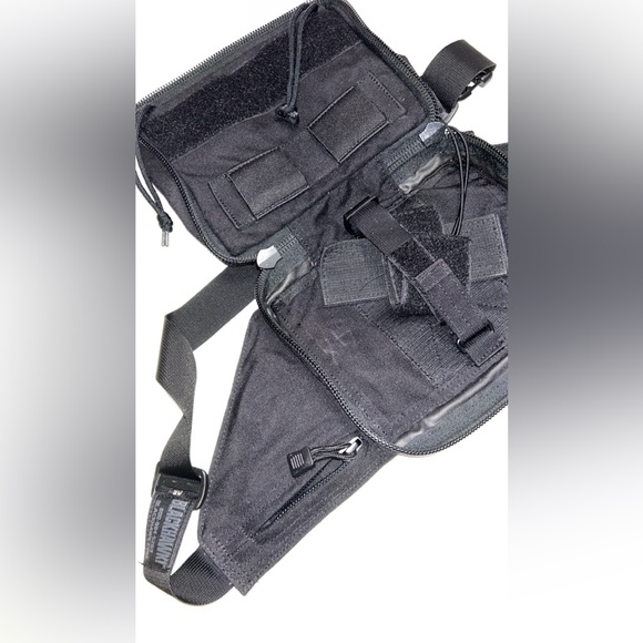 MENS Blackhawk Nylon Concealed Firearm Fanny Pack Holster - Picture 5 of 8